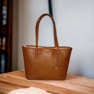 Michael Kors Large Jet Set Travel Tote